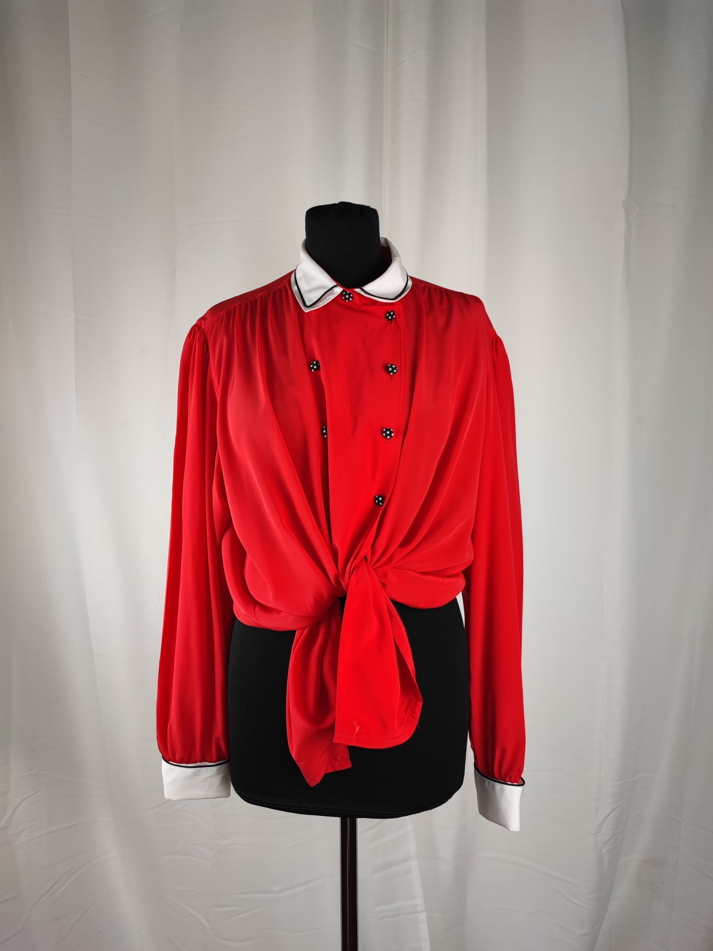 Red blouse L/XL