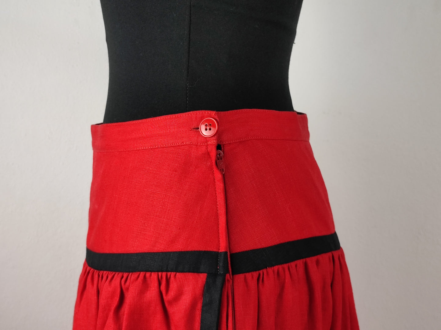 Valentino skirt - M