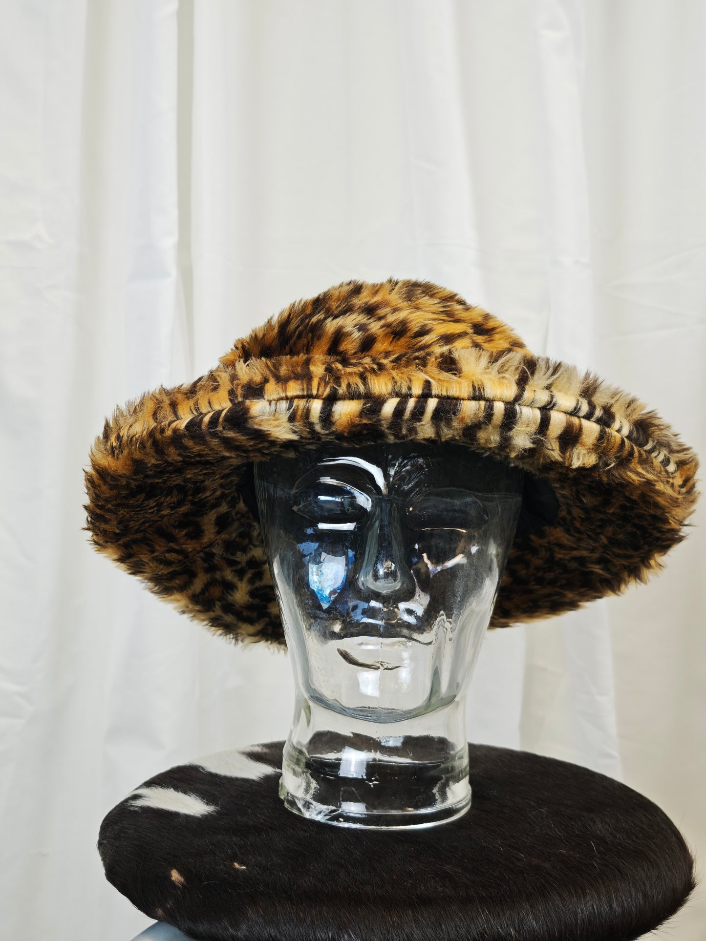 Leopard fur hat - M