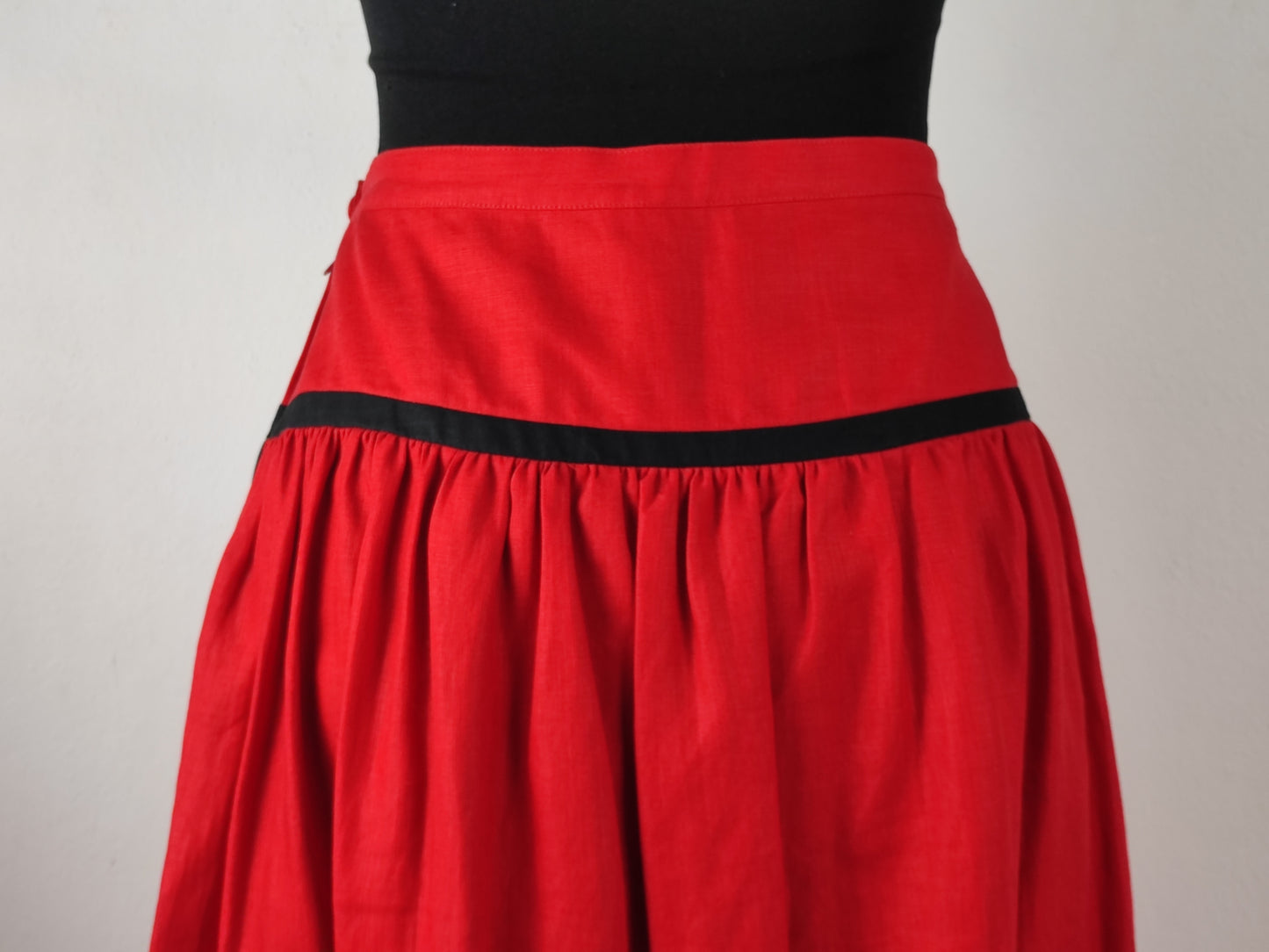 Valentino skirt - M