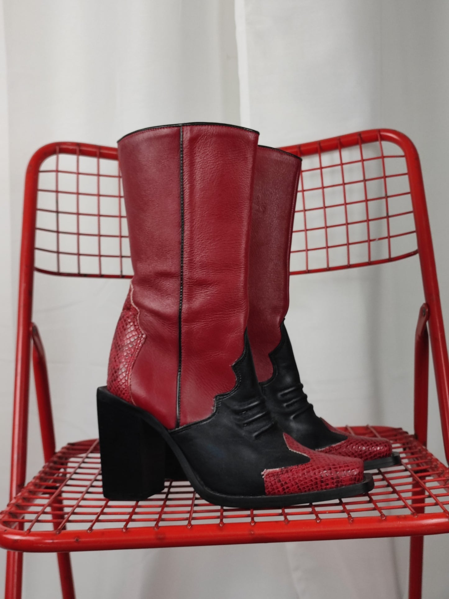 Burgundy boots - 36