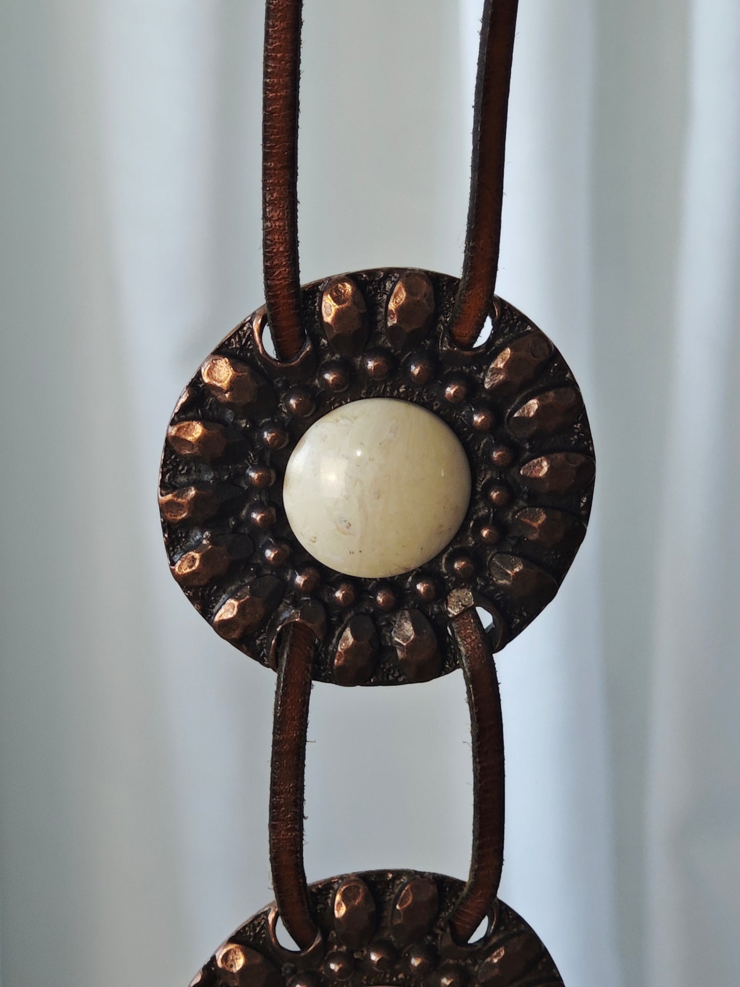 Metal and leather chain belt - 100 cm