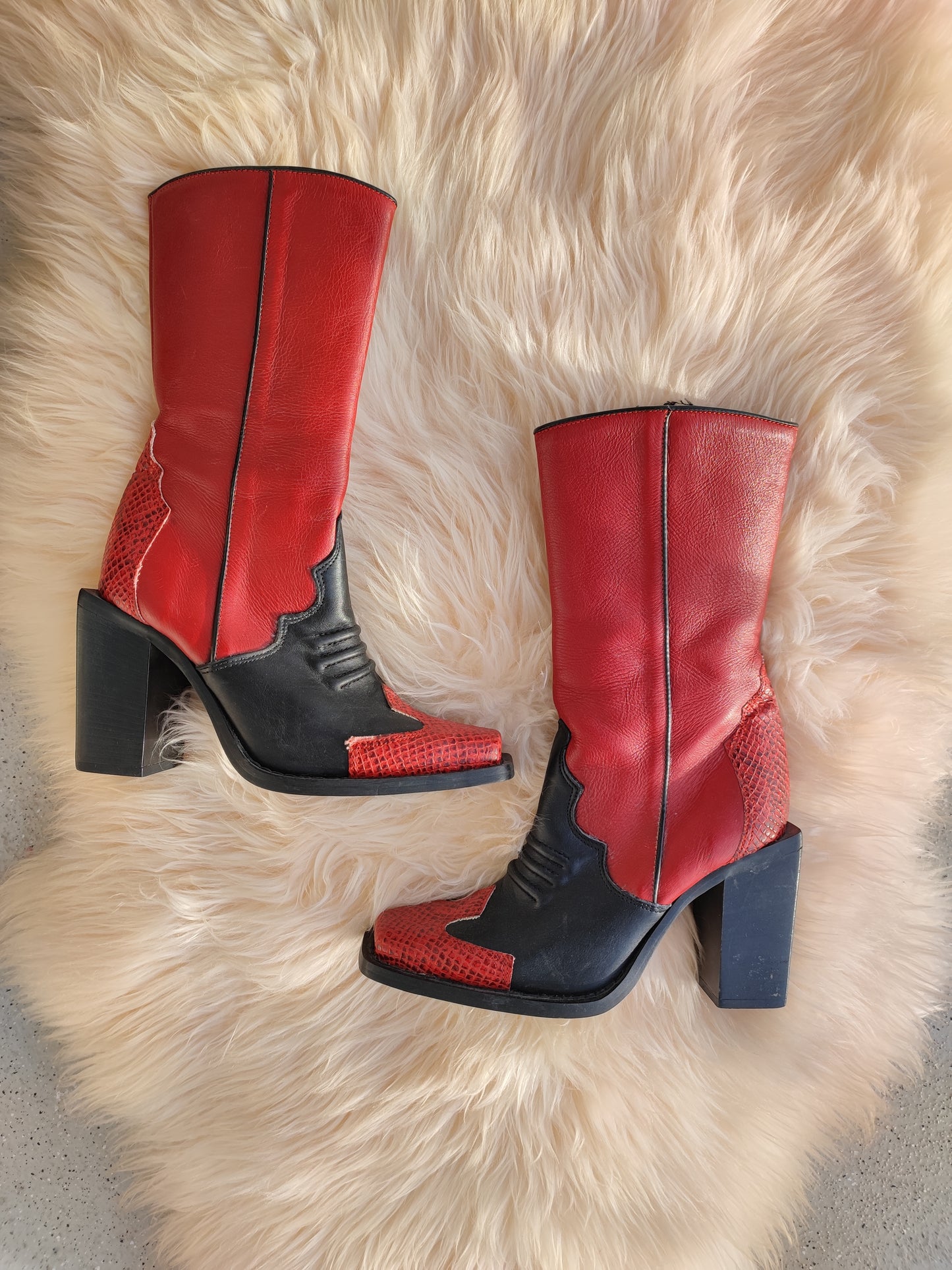 Burgundy boots - 36