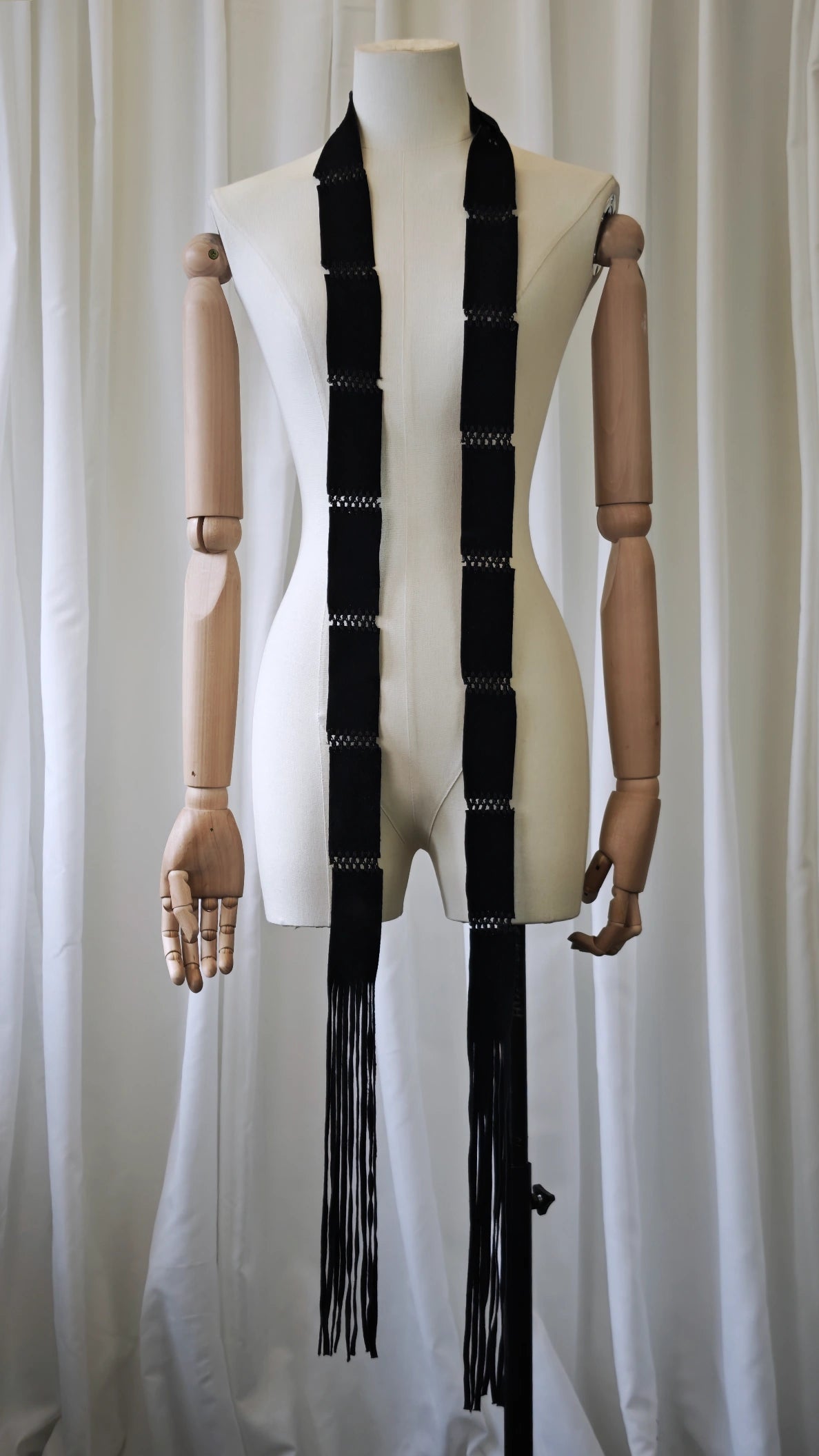 Suède skinny scarf
