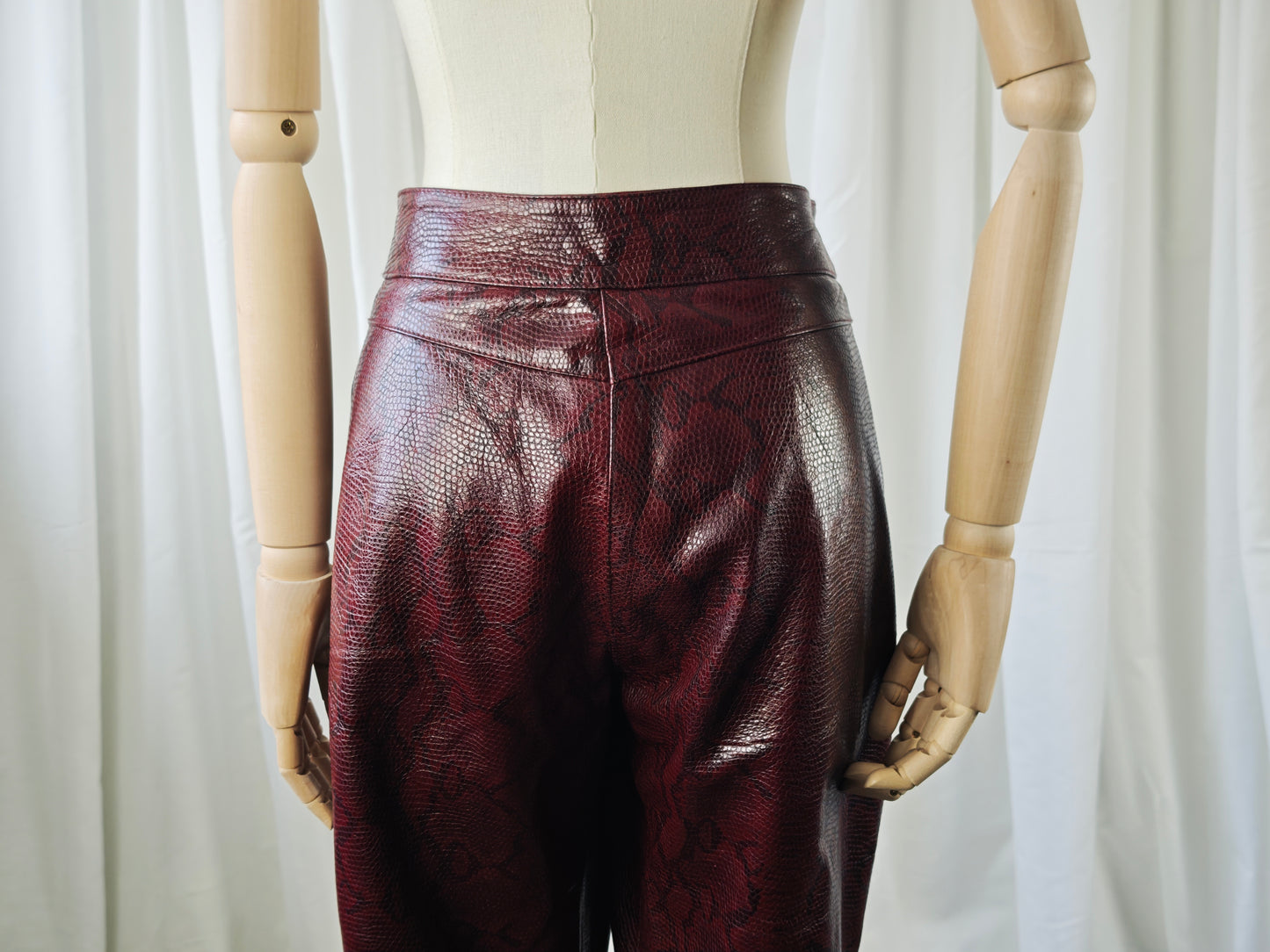 Burgundy snake trousers - M