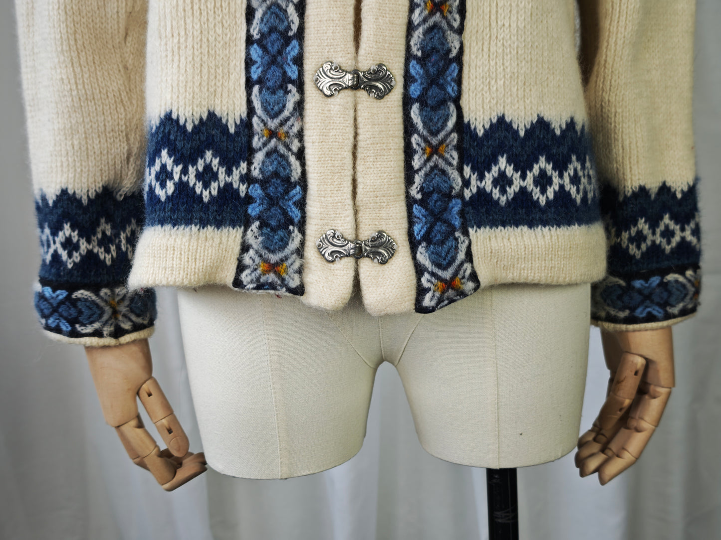 Nordstrikk cardigan - M