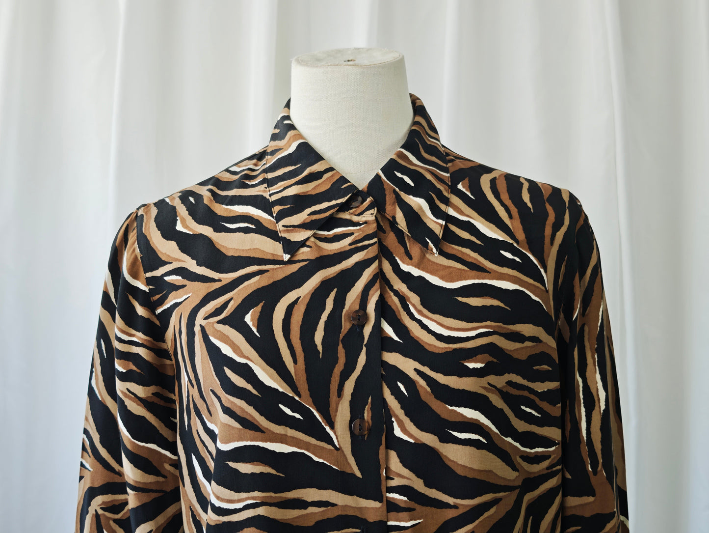 100% silk tiger print shirt