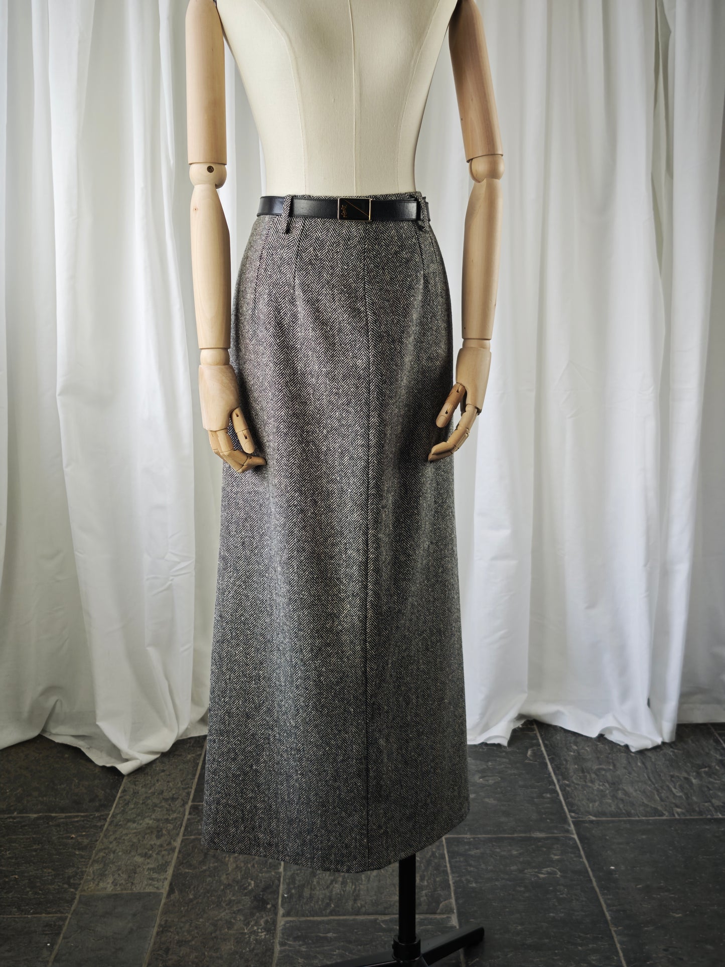 Wool/silk skirt - M