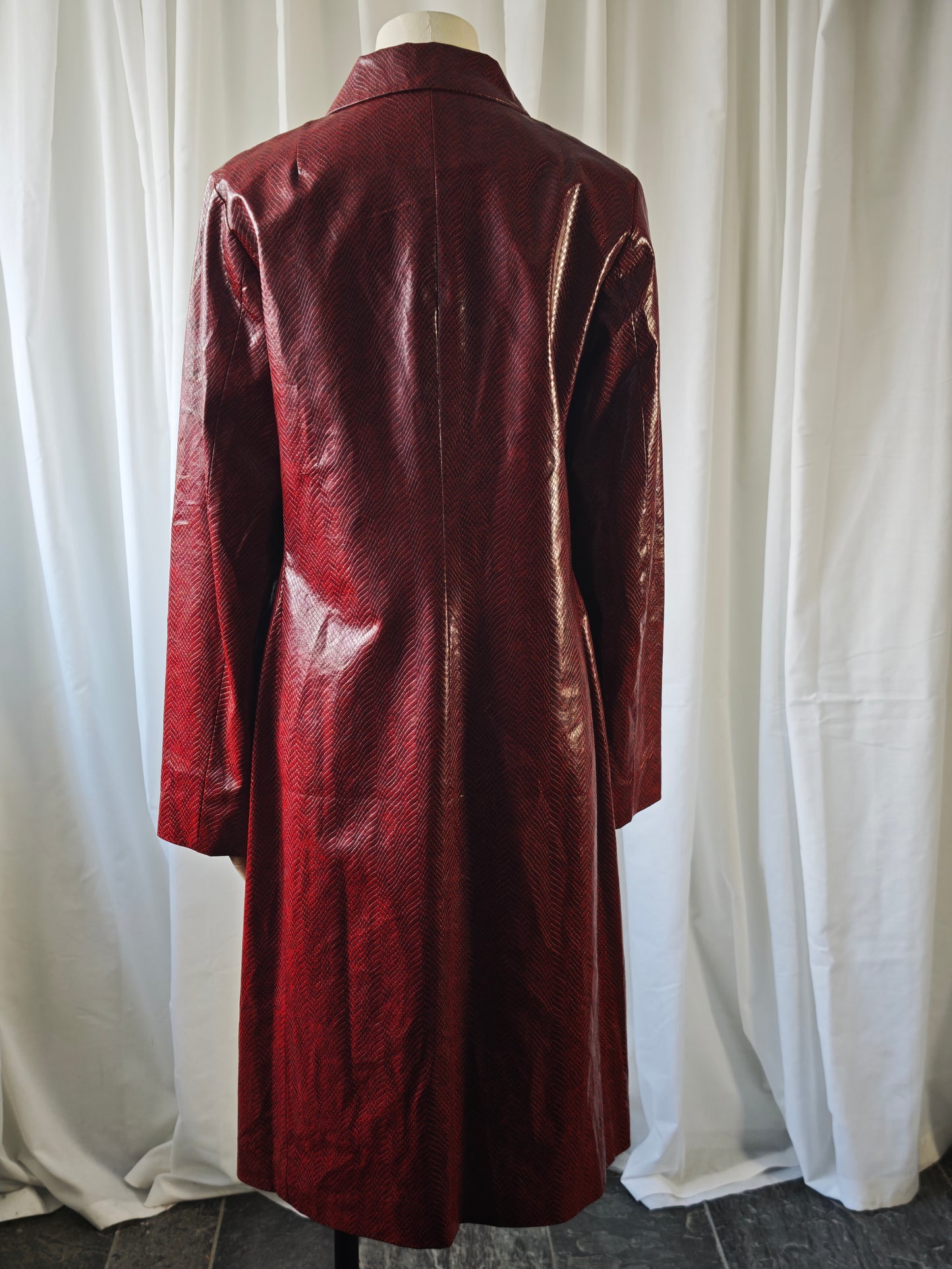 Burgundy raincoat - S/M
