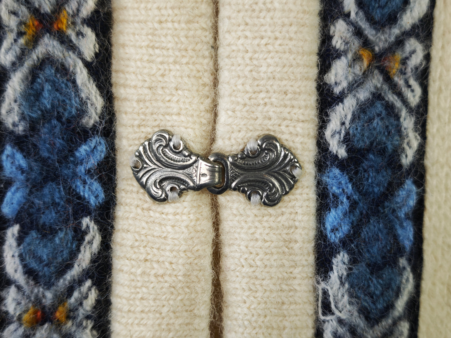 Nordstrikk cardigan - M