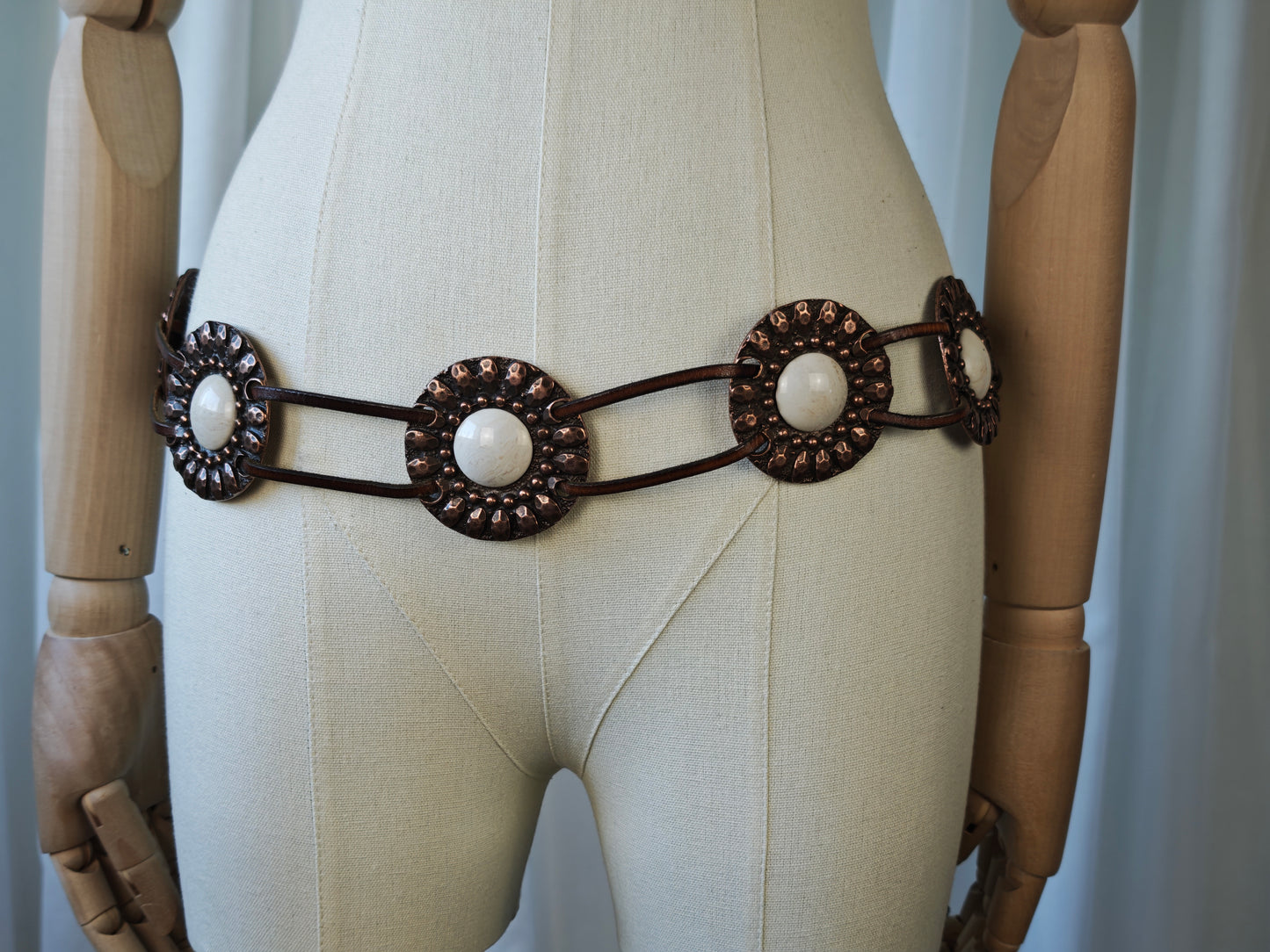 Metal and leather chain belt - 100 cm