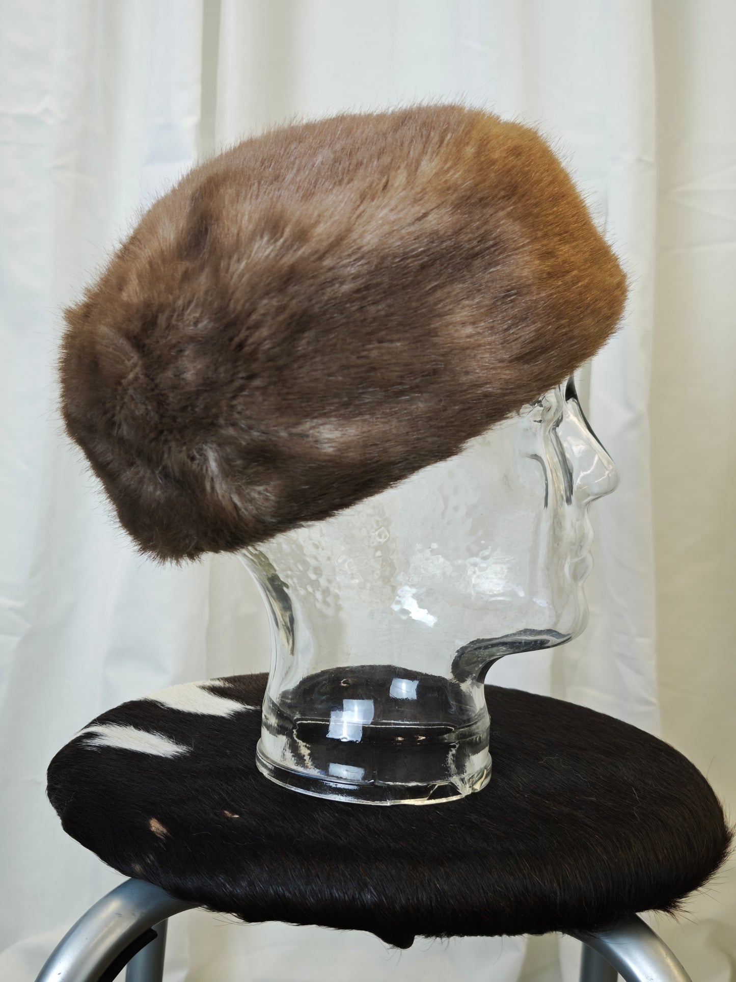 Faux fur hat - M