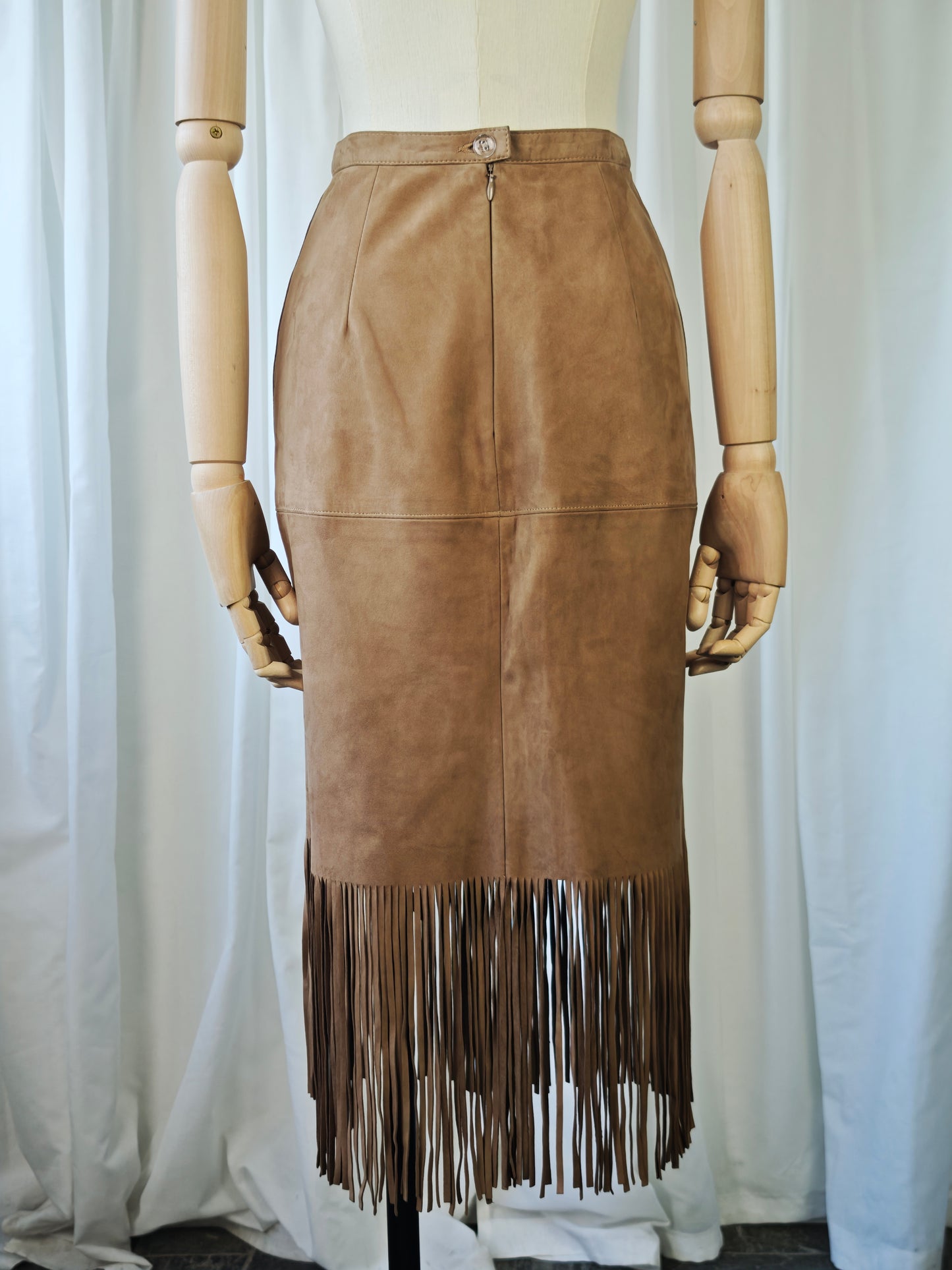 Escada suède fringe skirt