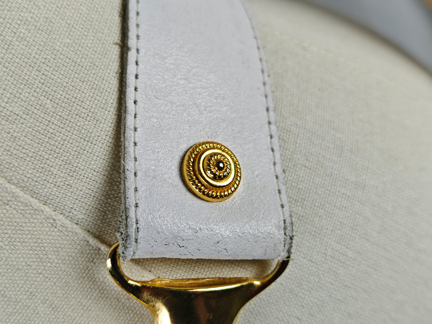 Clasping hands bel - M-XL