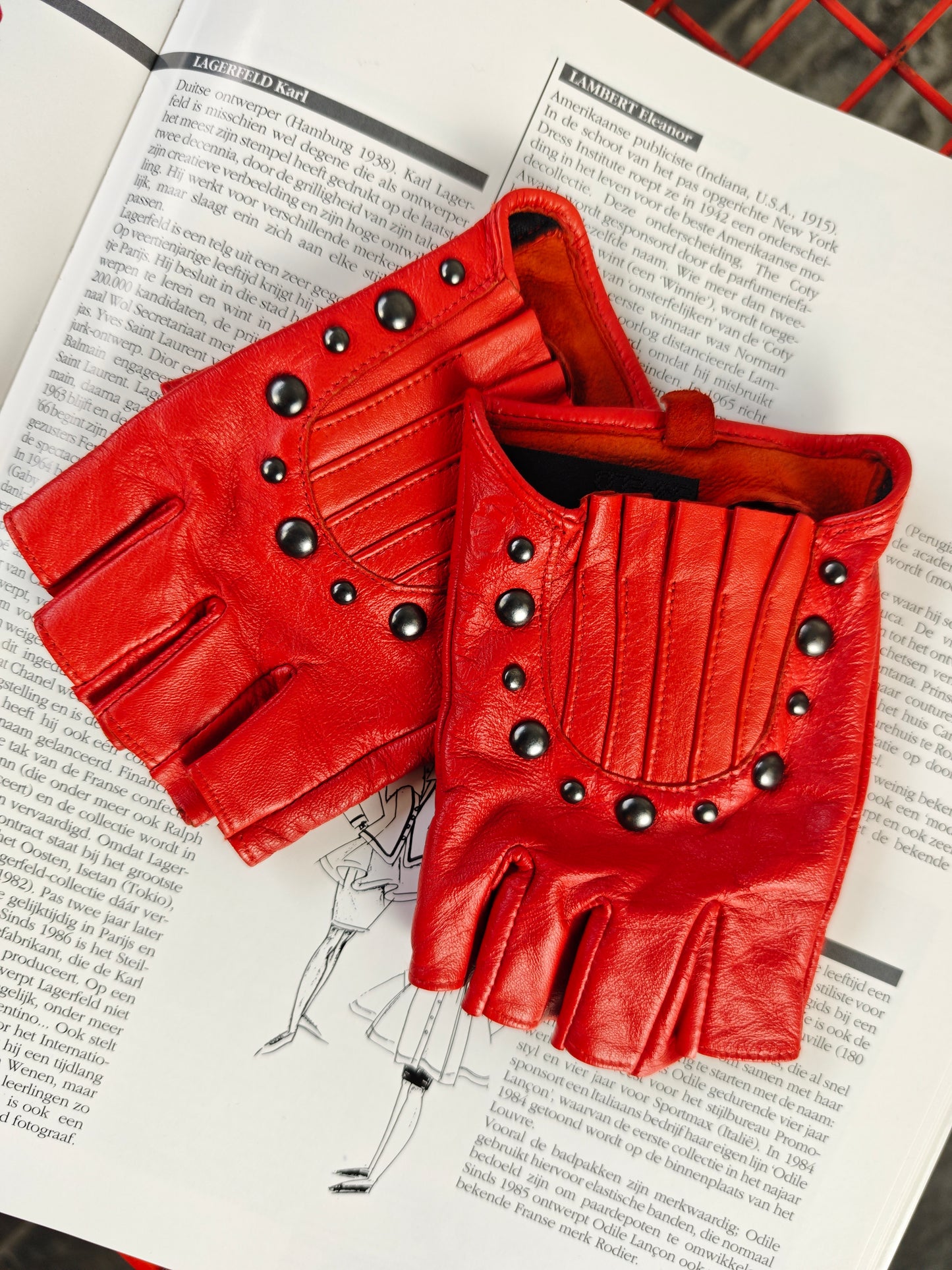 Karl Lagerfeld gloves - S/M