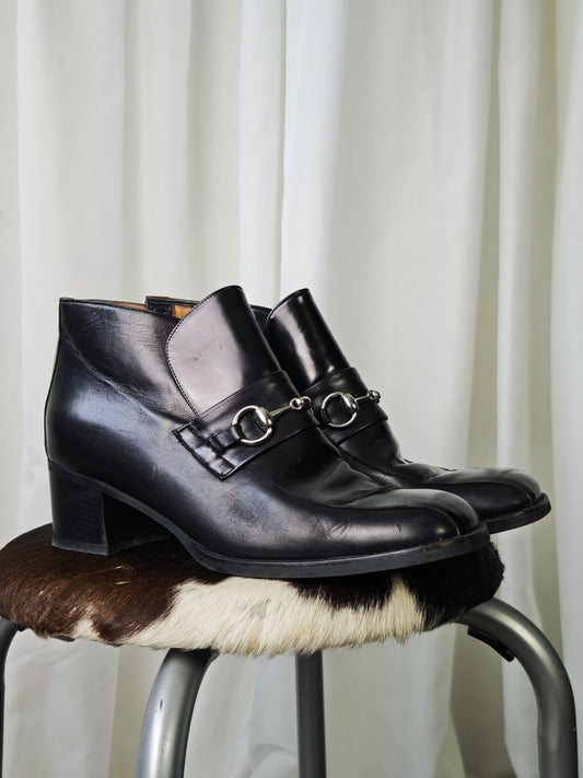 Horse bit boots - 39