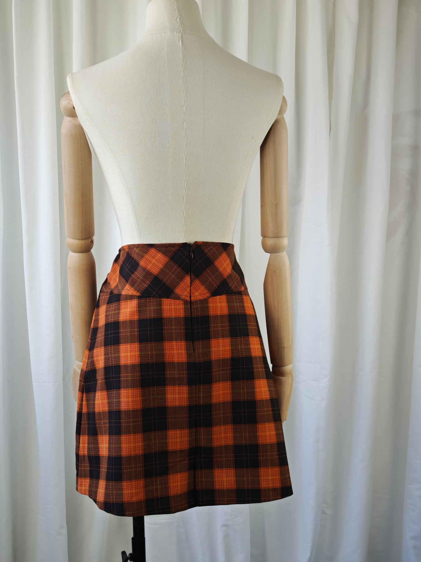 Checked skirt - M/L