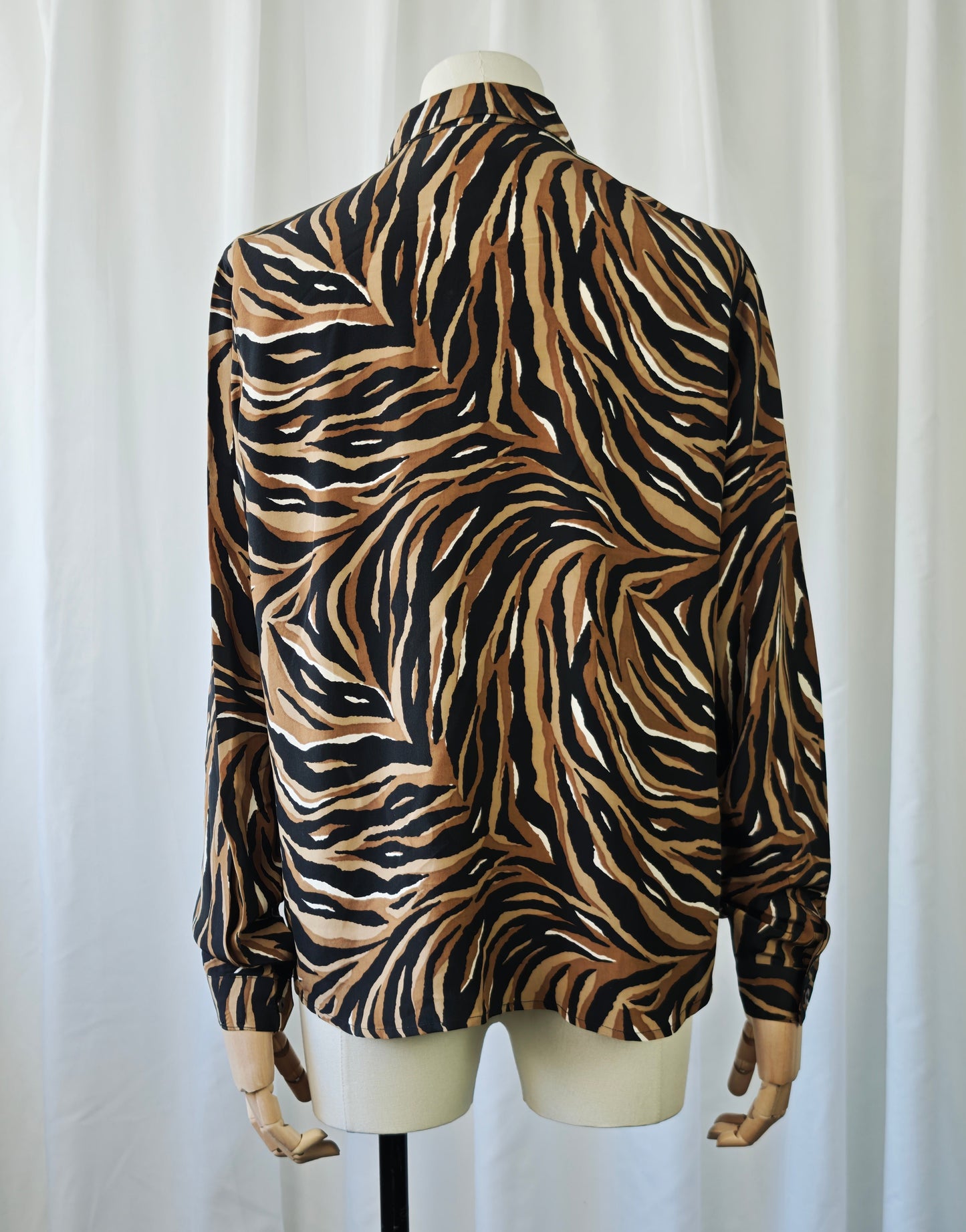 100% silk tiger print shirt