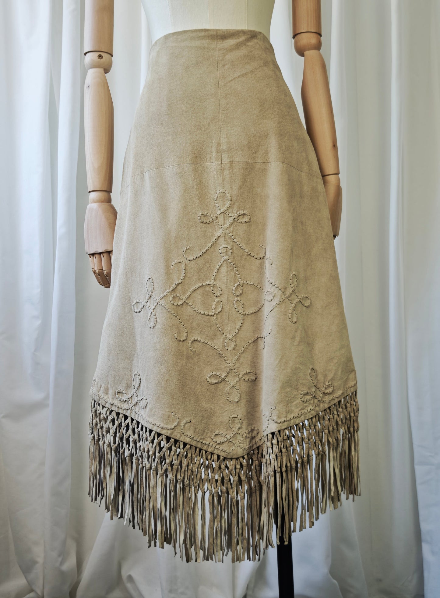Suède fringe skirt