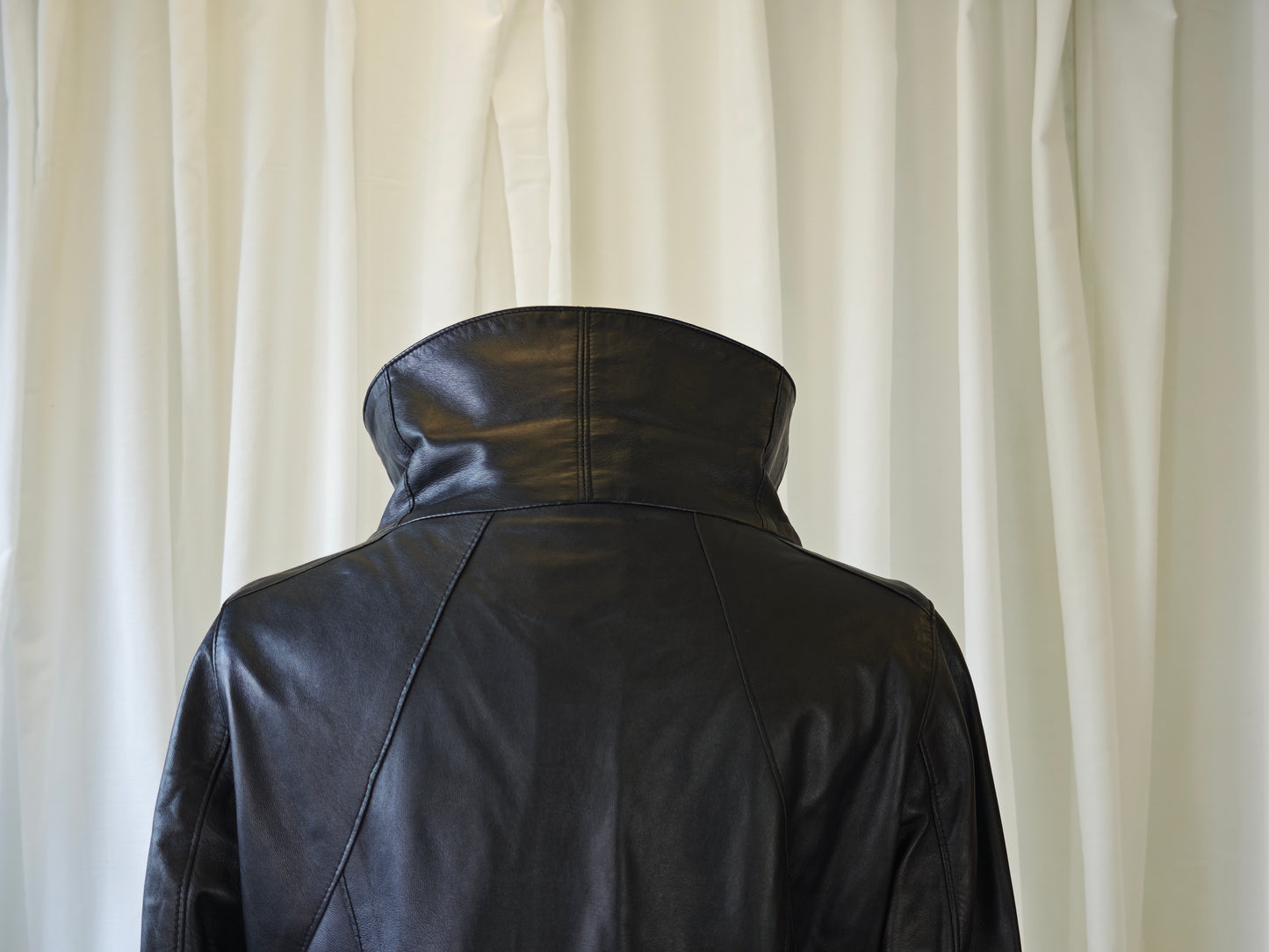 Lamb leather funnel neck jacket