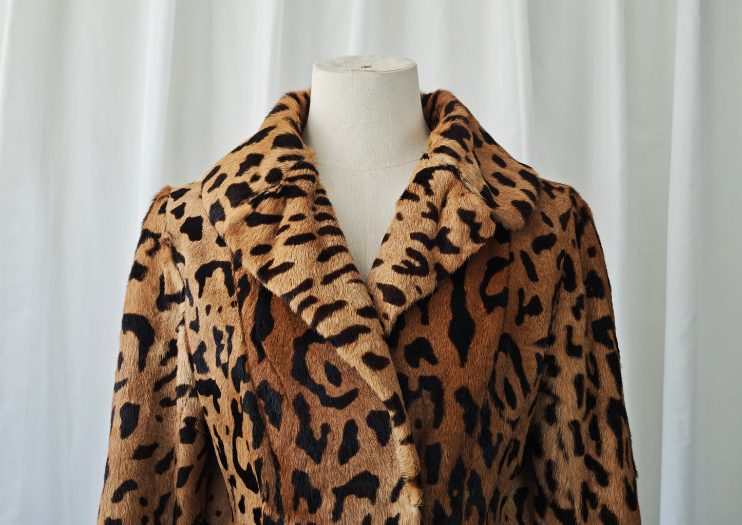 Hair on leopard coat
