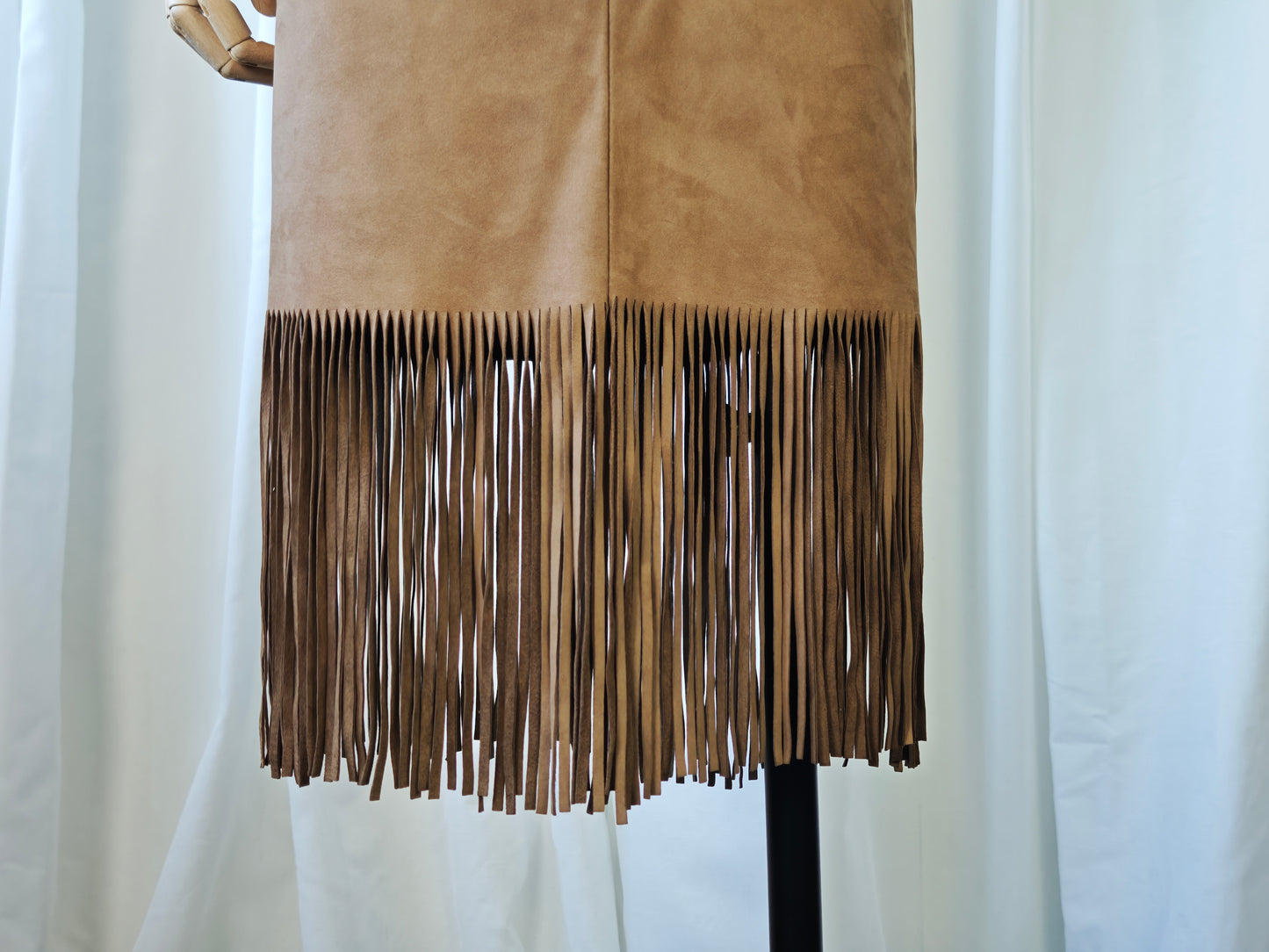 Escada suède fringe skirt