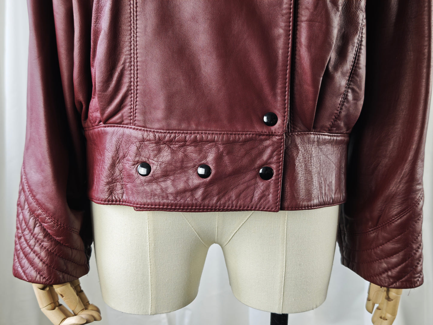 Leather burgundy bomber - S/M