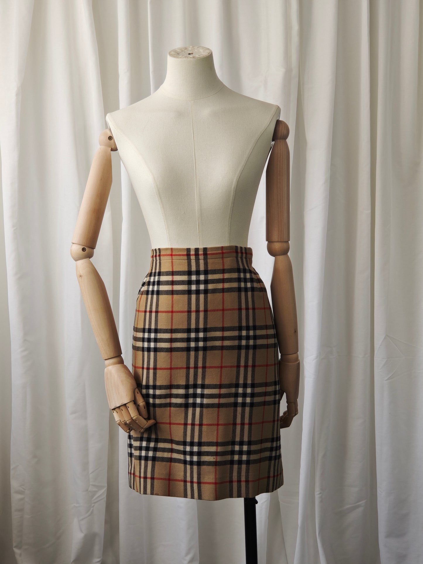 Burberry skirt - M