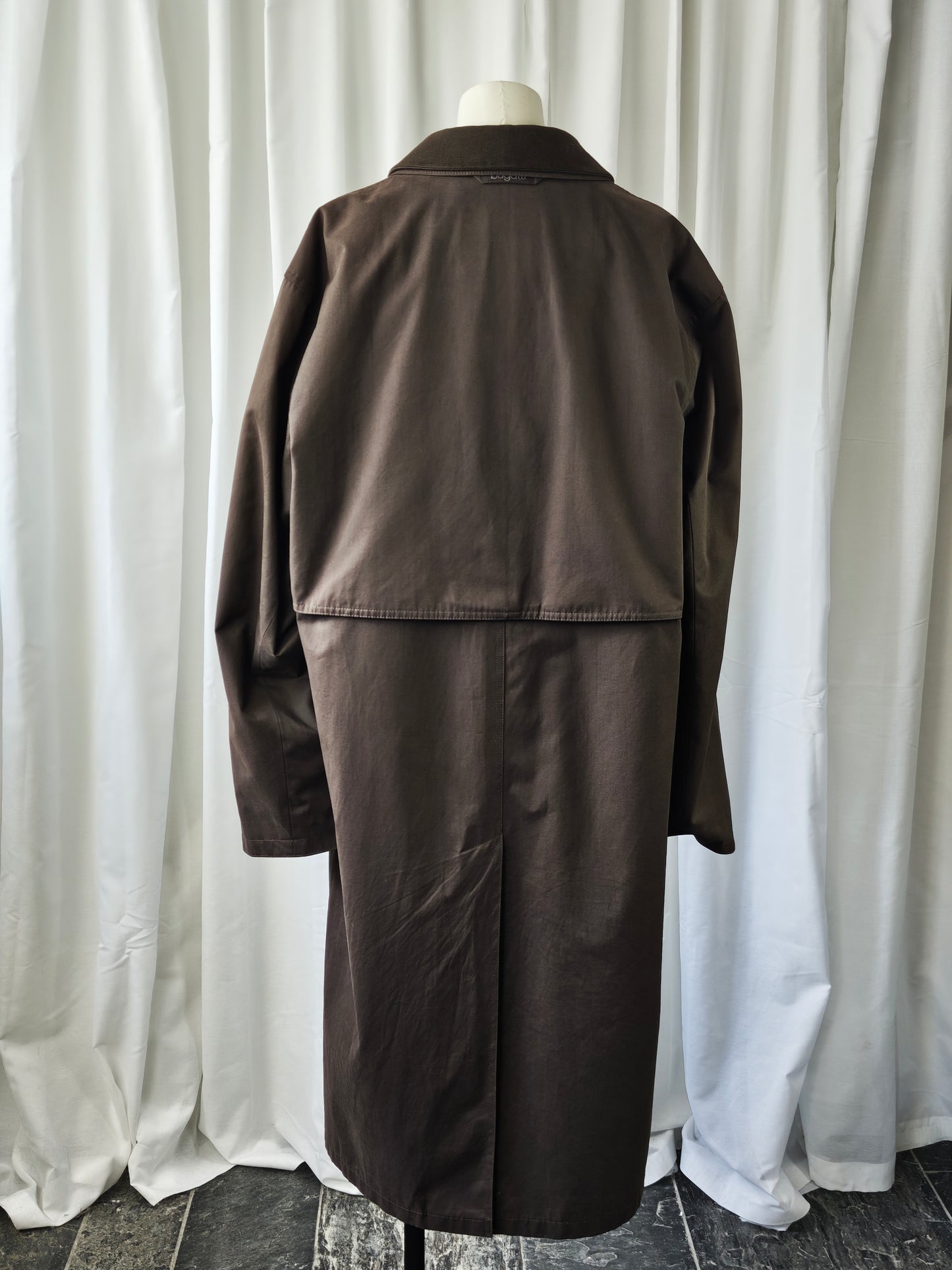 Chocolate brown bugatti trench - XL/XXL