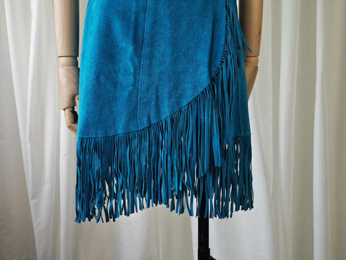 Suède fringe skirt