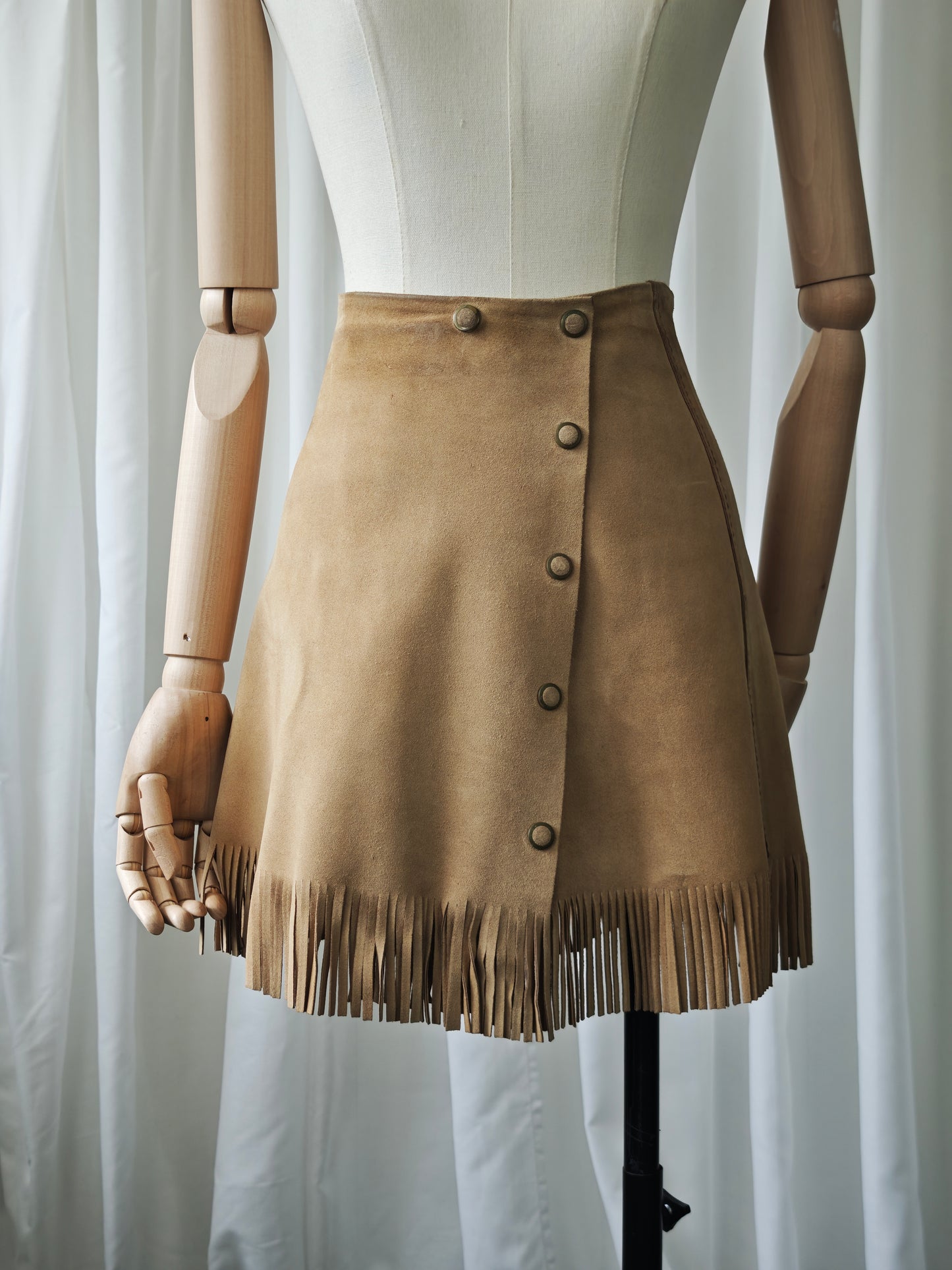 Suède fringe skirt