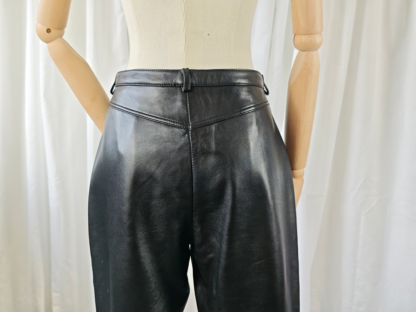 Leather trousers - L/XL