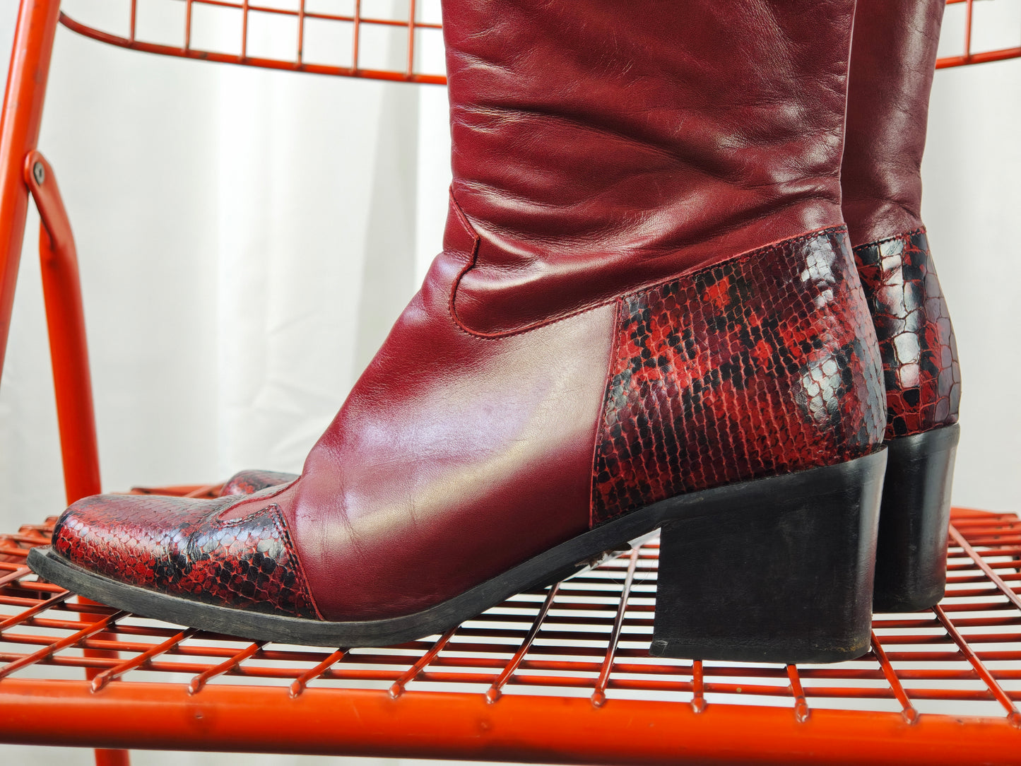 90s snake boots - 37