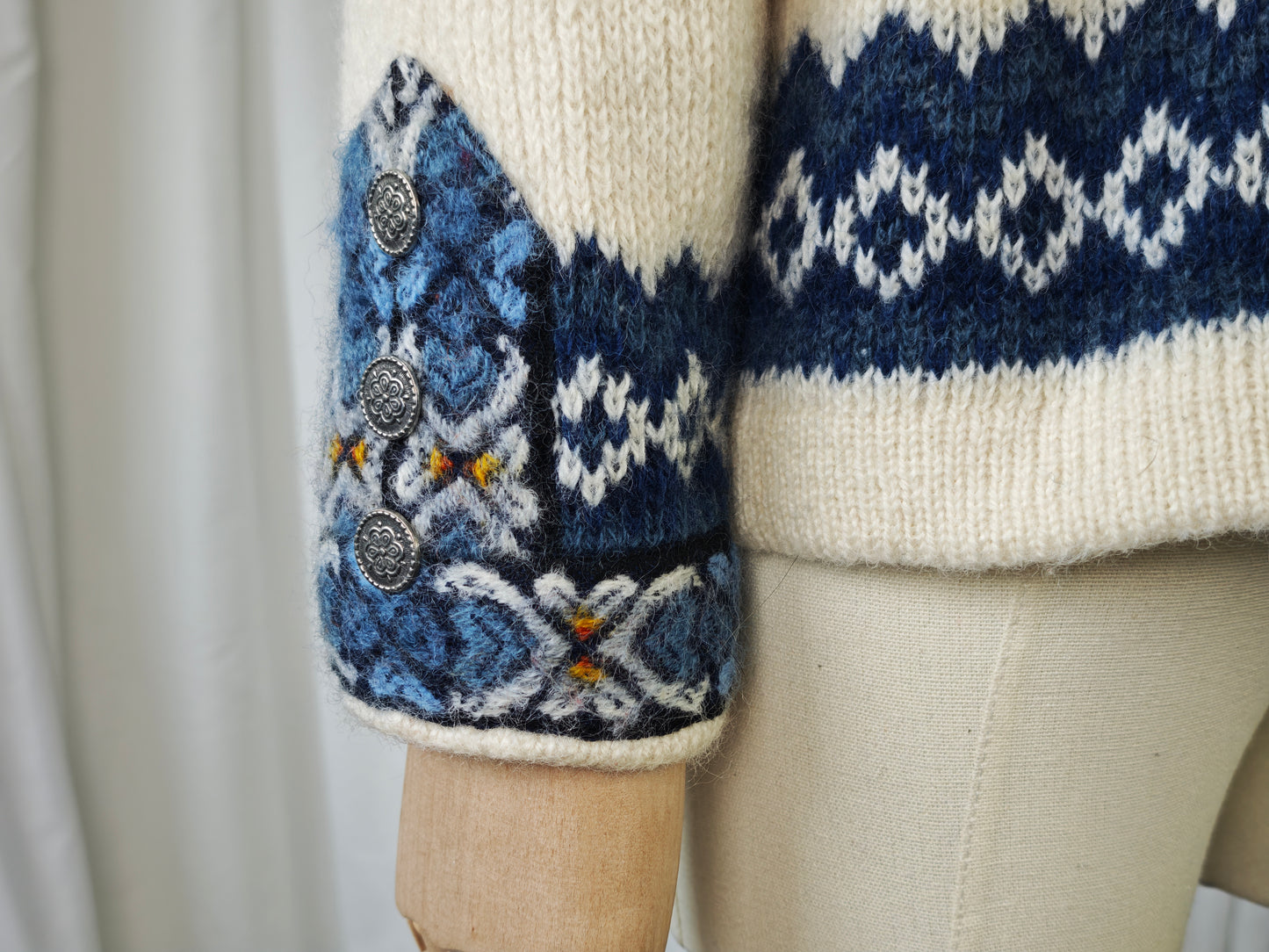 Nordstrikk cardigan - M