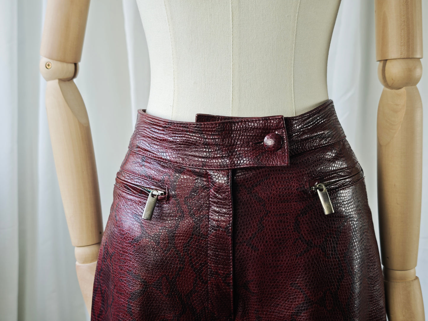 Burgundy snake trousers - M