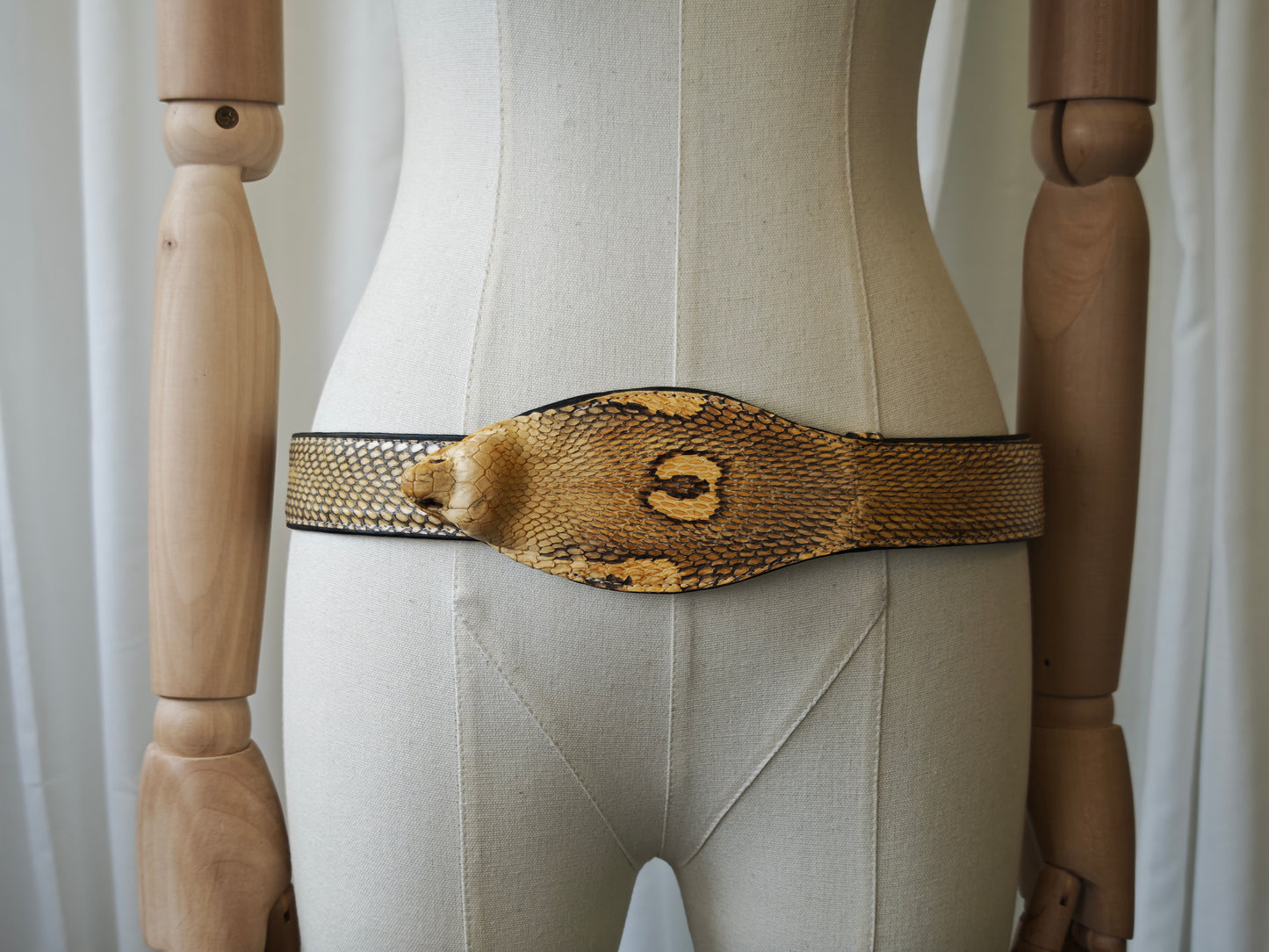 Real cobra belt - 95 cm