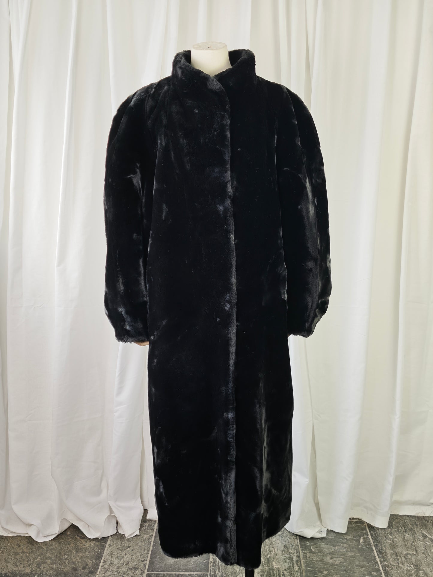 Faux fur maxi coat - XL/XXL
