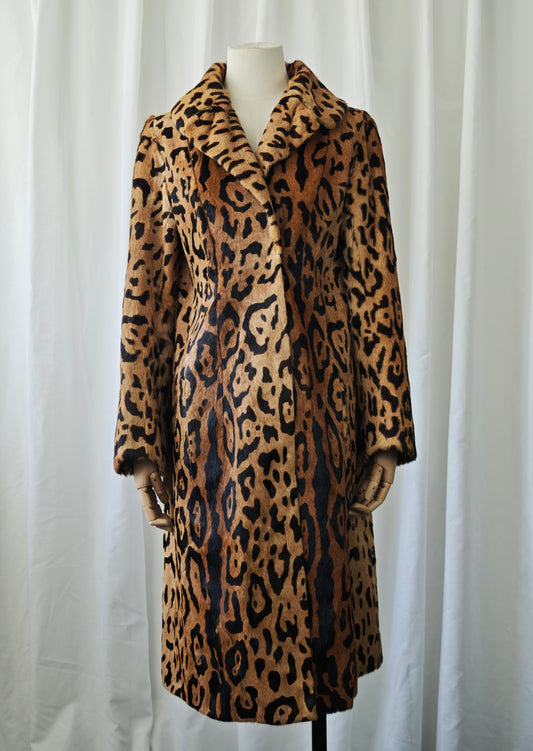 Hair on leopard coat