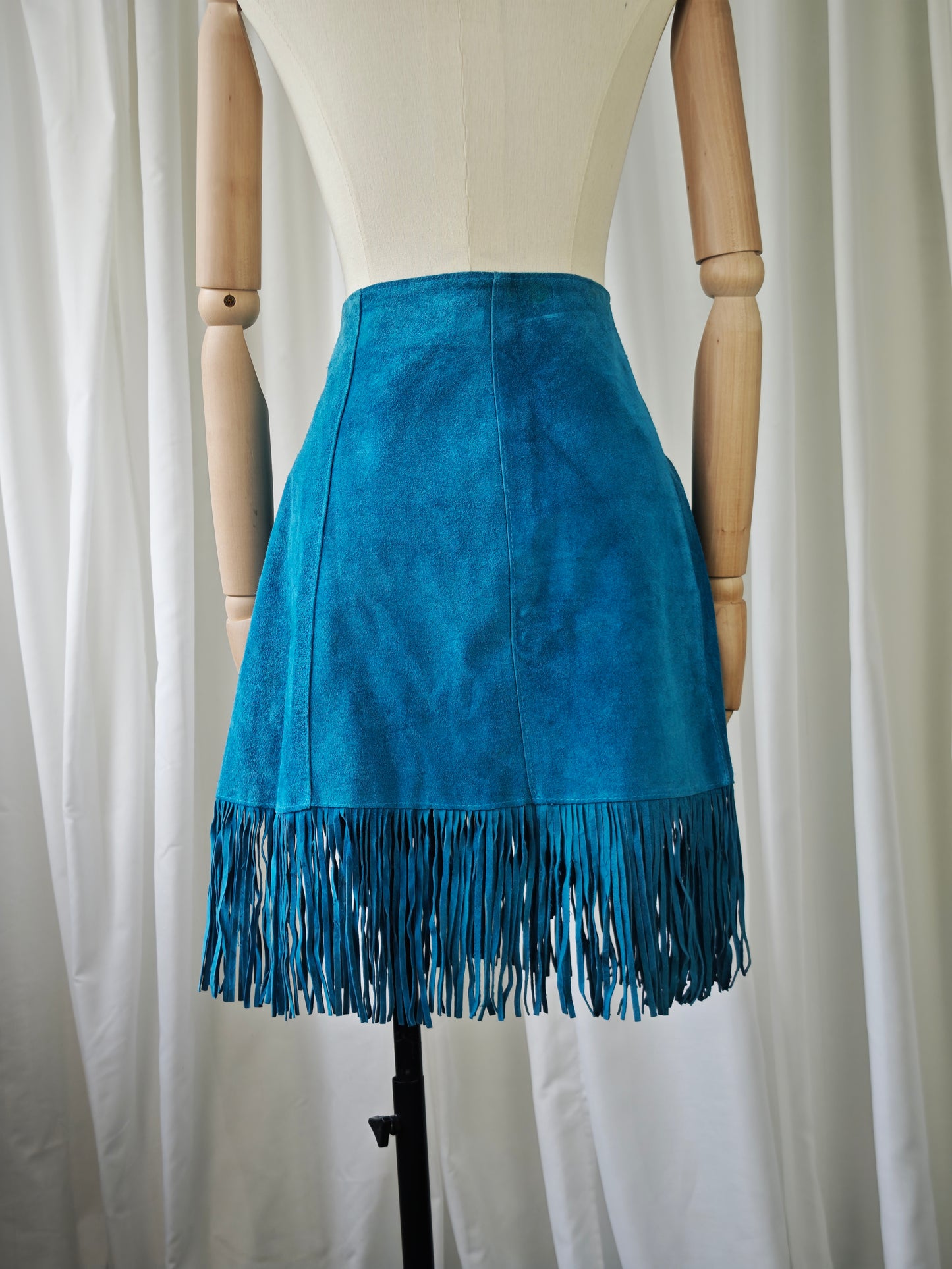 Suède fringe skirt