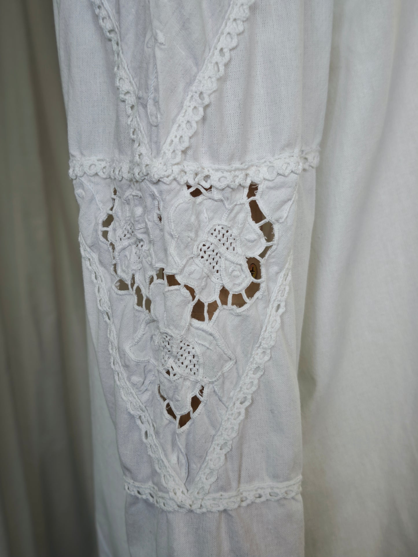 White cotton embroidery blouse