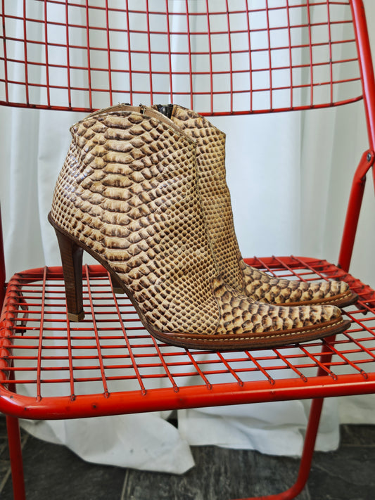 Snake print stiletto boots - 38