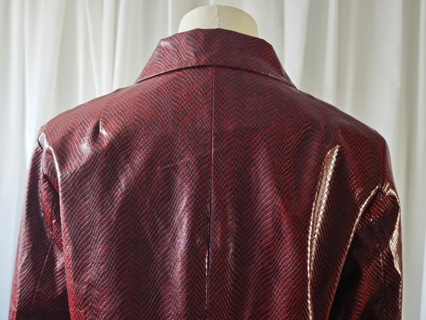Burgundy raincoat - S/M