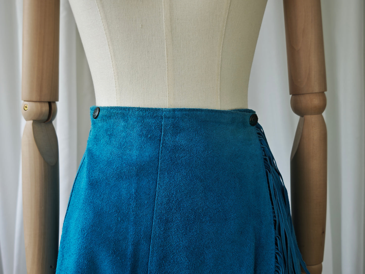 Suède fringe skirt