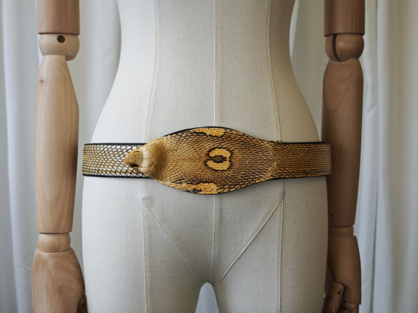 Real cobra belt - 95 cm