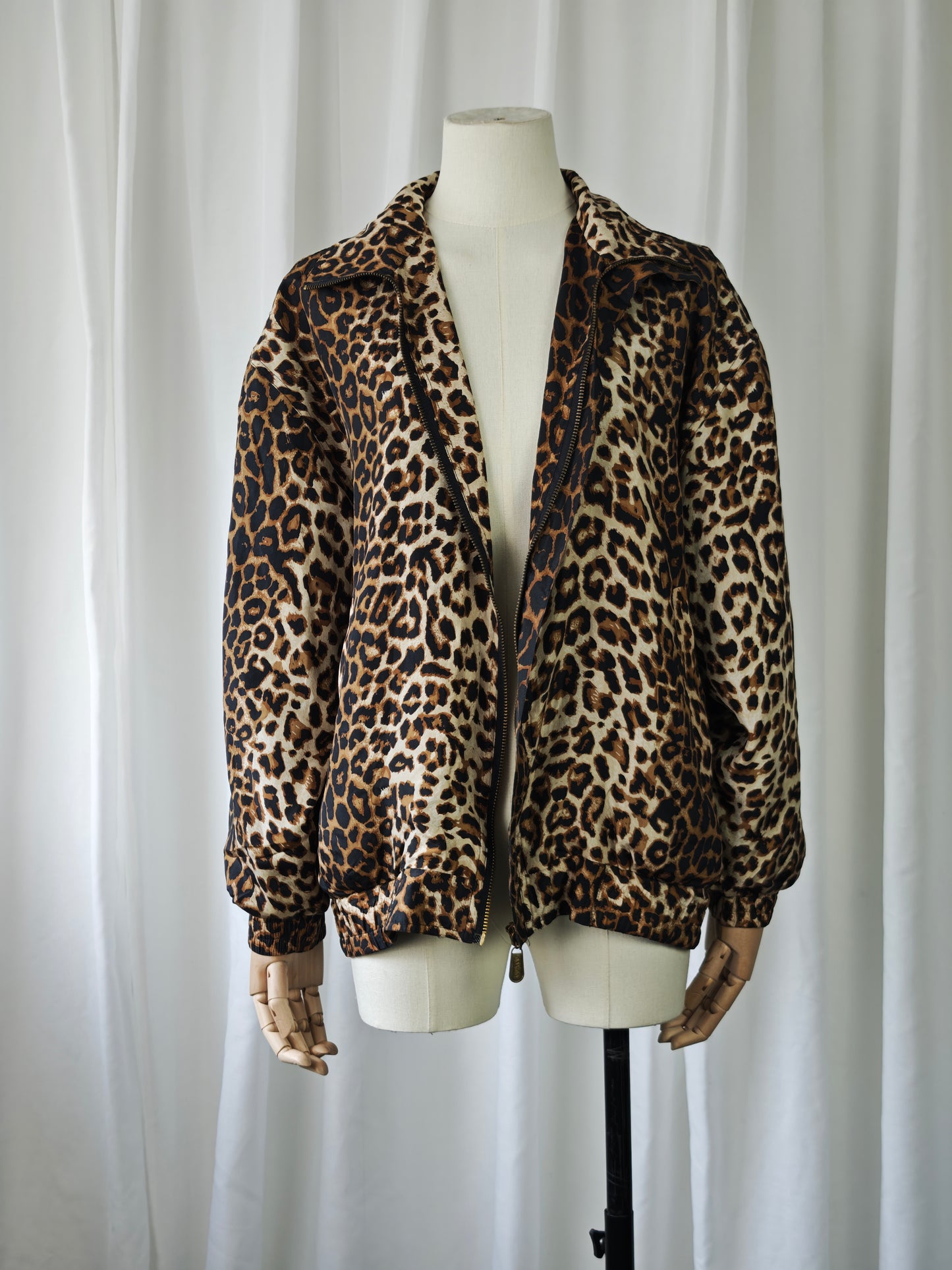 Silk leopard bomber jacket