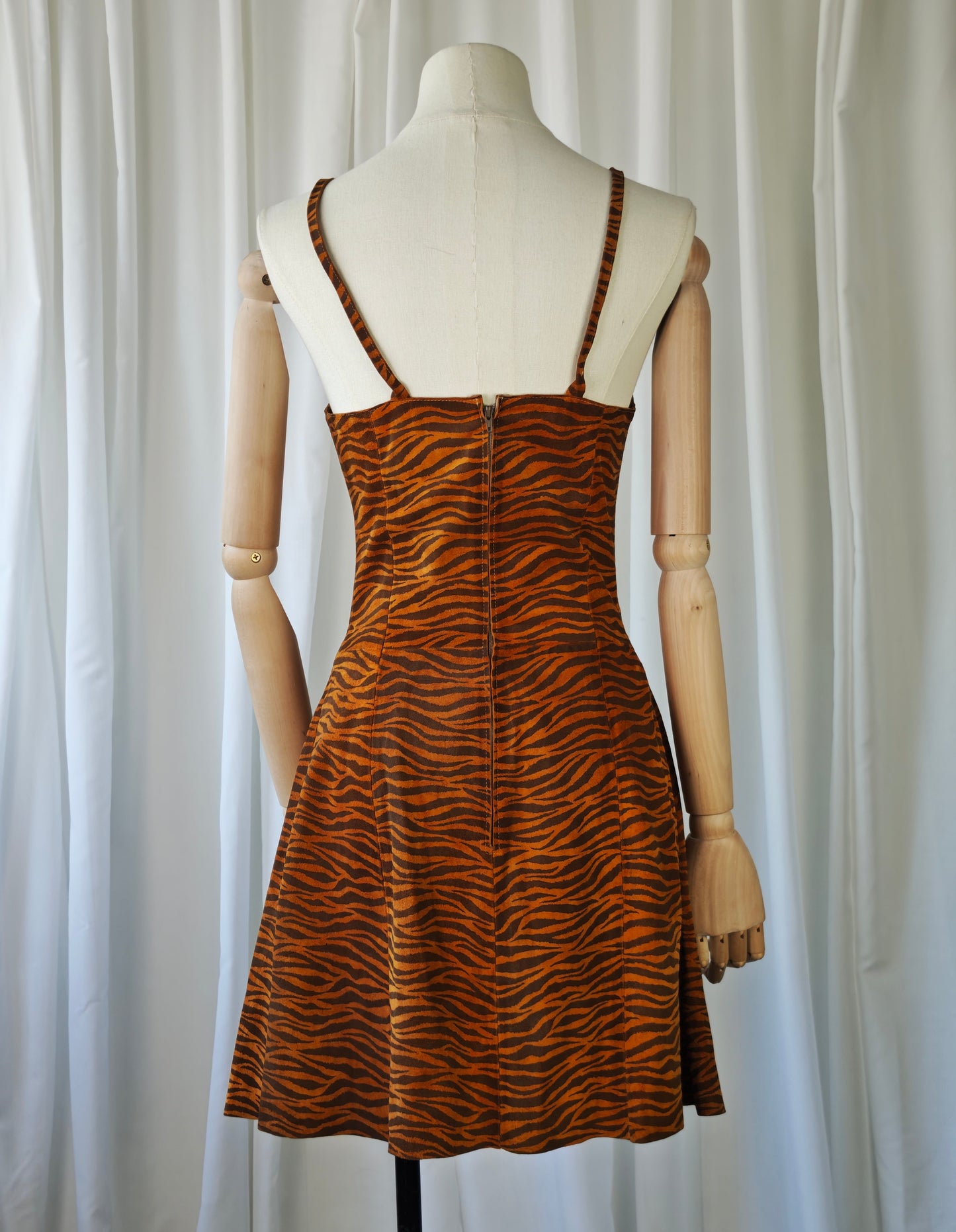 Suède tiger print dress