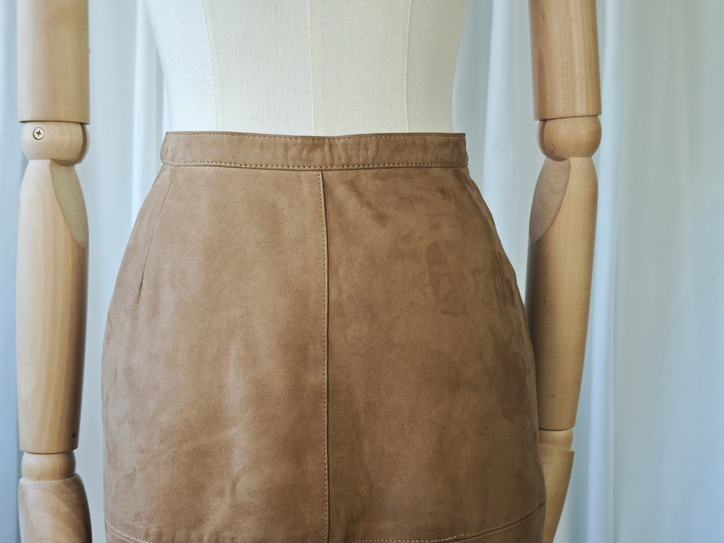 Escada suède fringe skirt