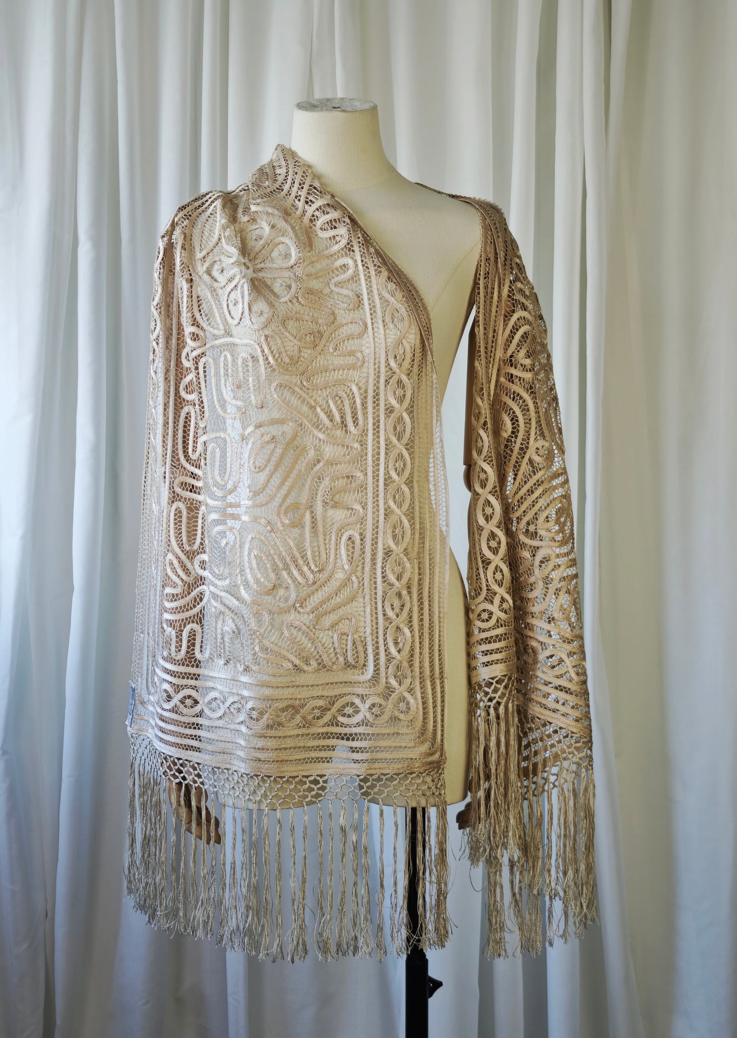 Silk tassel scarf