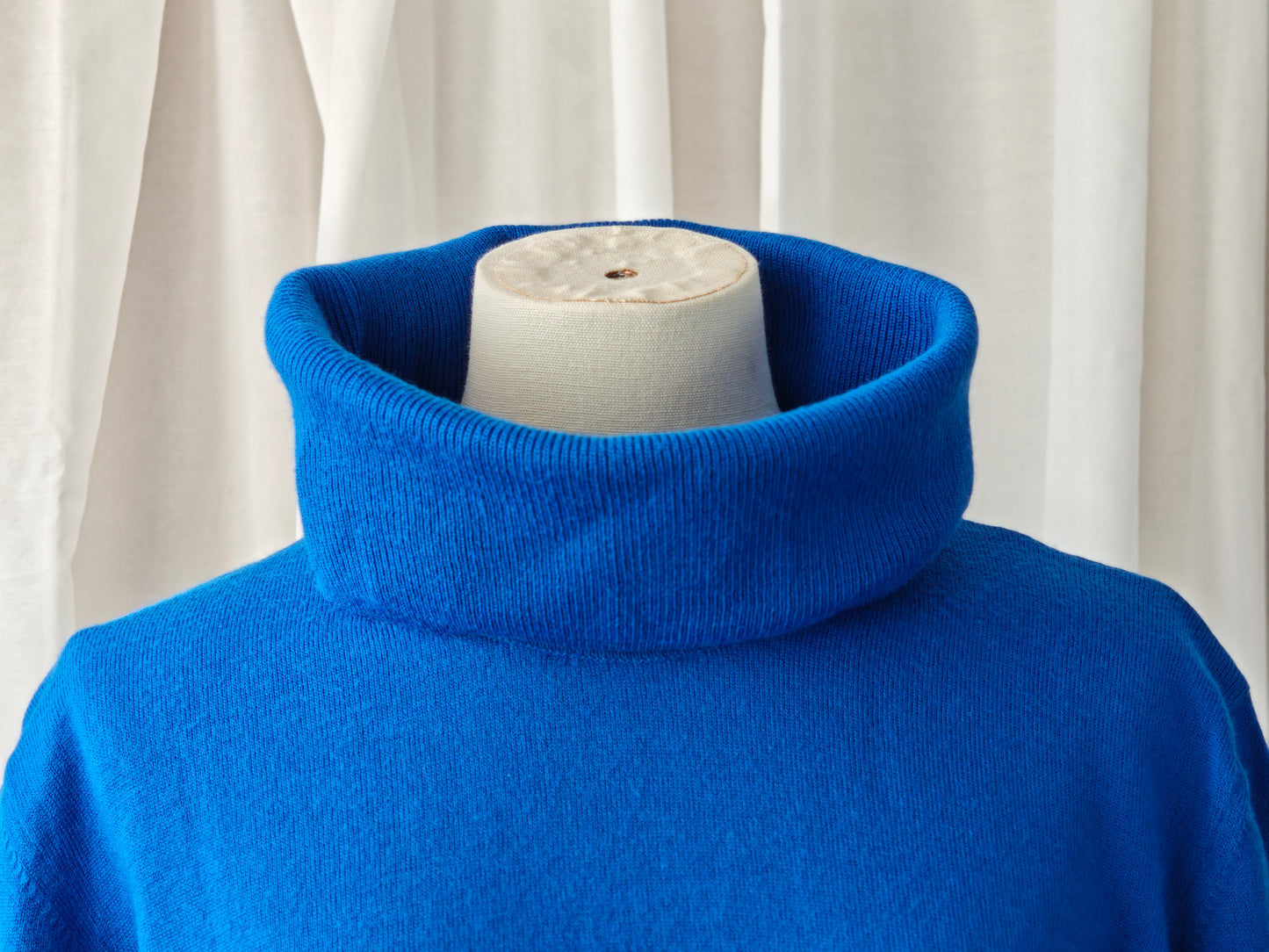 Blue sweater - M/L