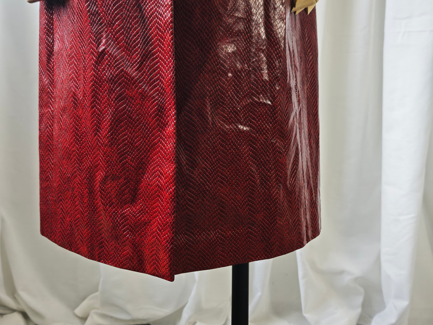 Burgundy raincoat - S/M